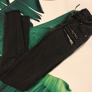 Bullhead Rocker Mid Rise skinny jeans